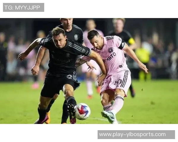 加拿大足球联赛新赛季展望球迷热情高涨球队实力对决引关注